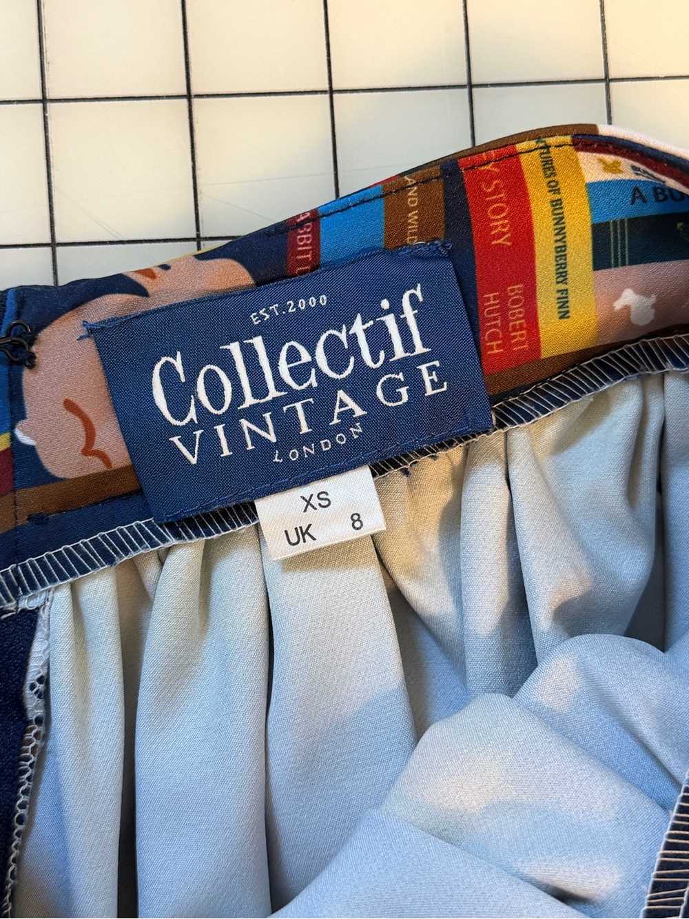 A-Line Bookcase Print Novelty Skirt - Picture 5 of 5